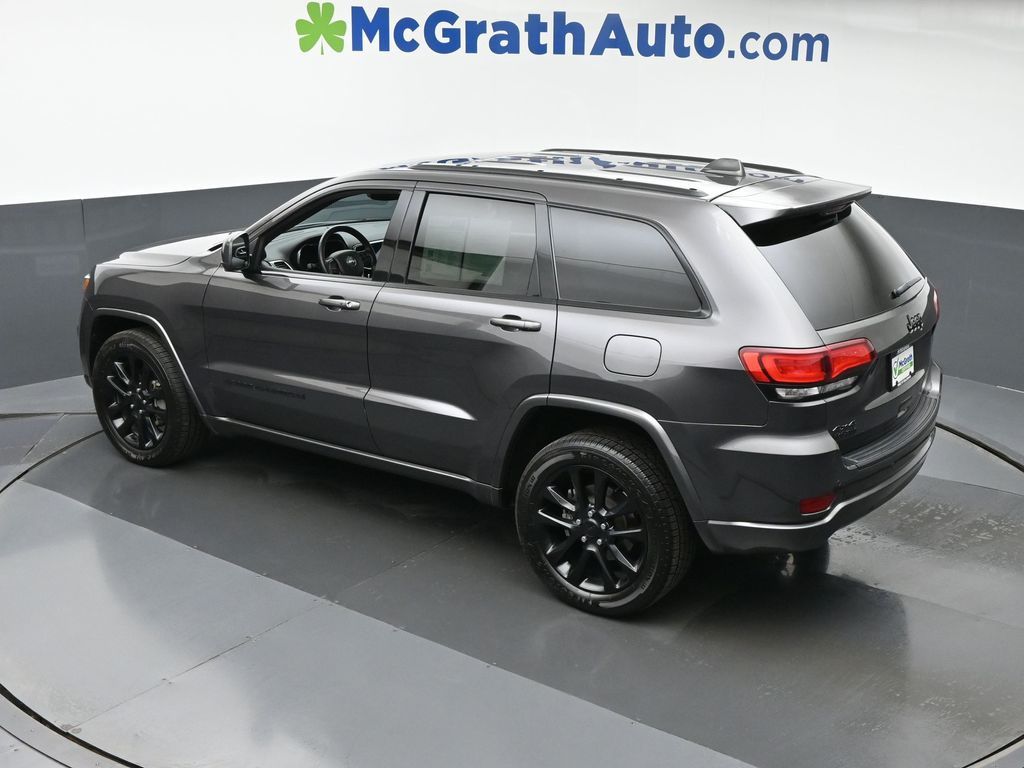 2020 Jeep Grand Cherokee Altitude photo 17