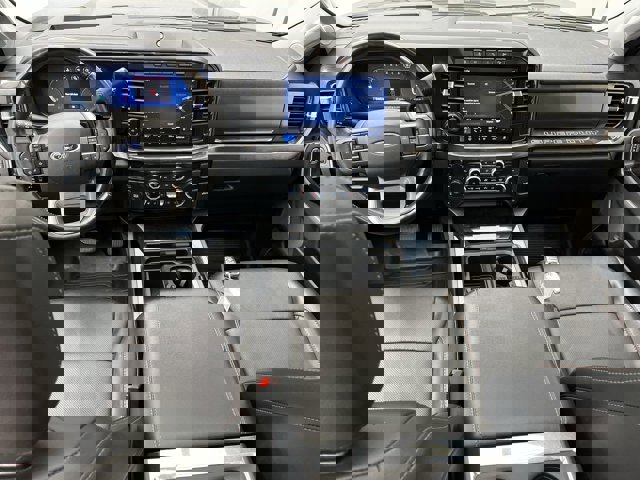 2023 Ford F-250 Lariat photo 4