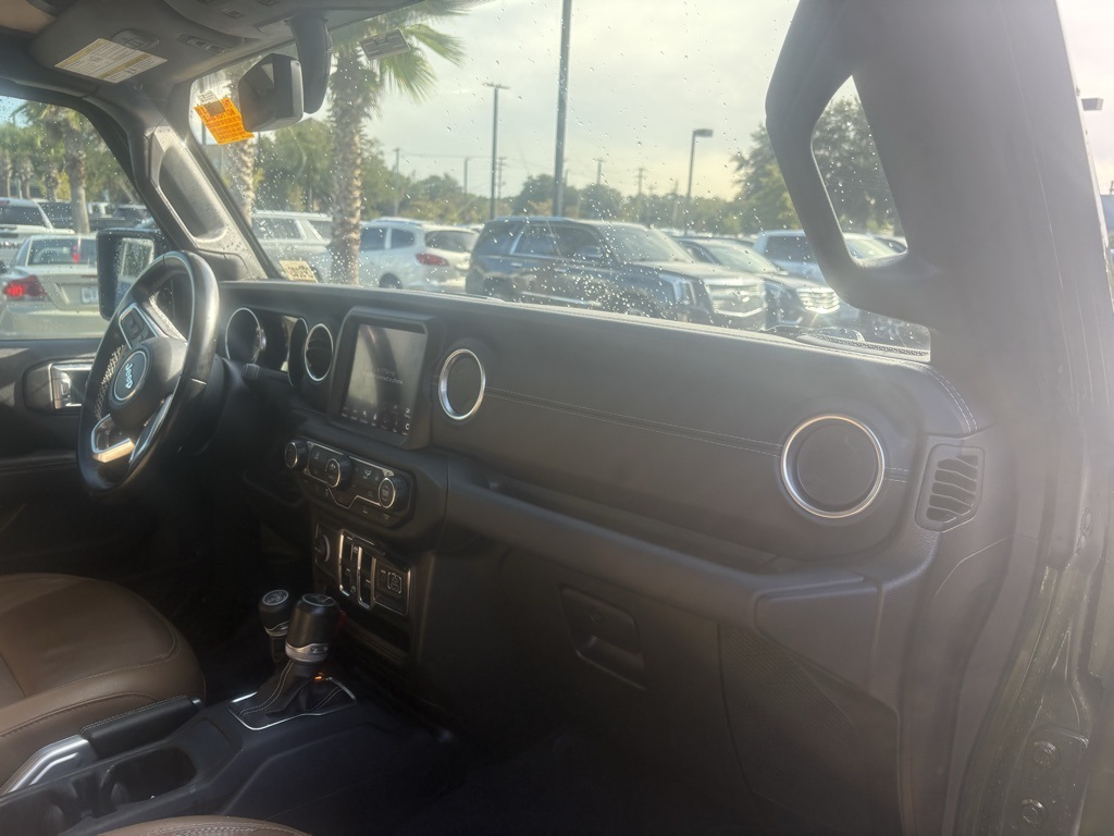 2021 Jeep Wrangler Unlimited Sahara 4xe photo 16