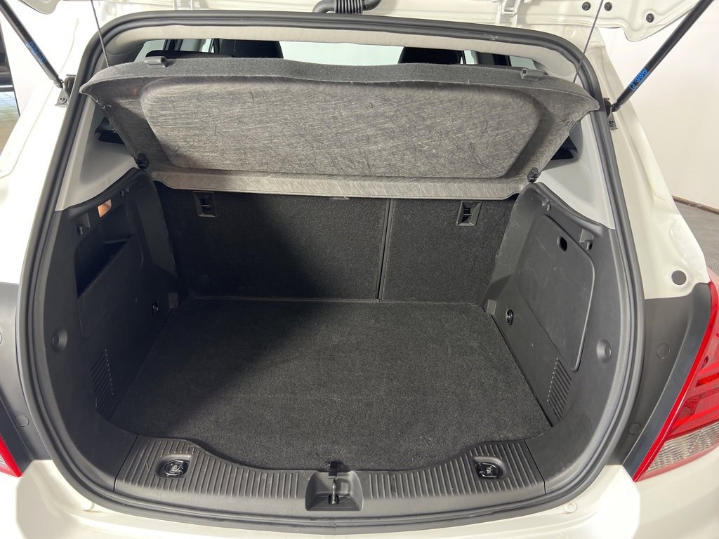 2022 Chevrolet Trax LS photo 17