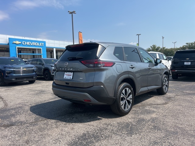 2023 Nissan Rogue SV photo 3