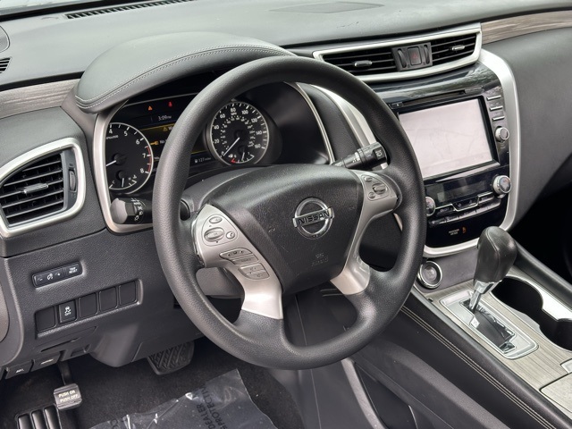 2017 Nissan Murano S photo 10