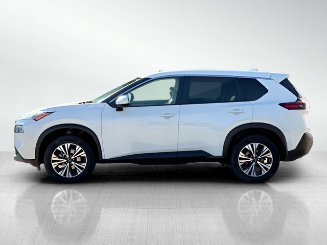 2023 Nissan Rogue SV photo 3