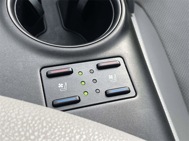 2021 Toyota Camry XSE photo 15