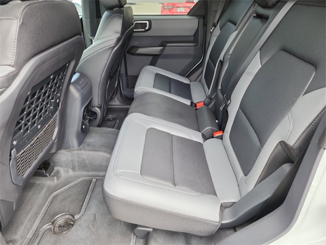 2024 Ford Bronco Black Diamond photo 12