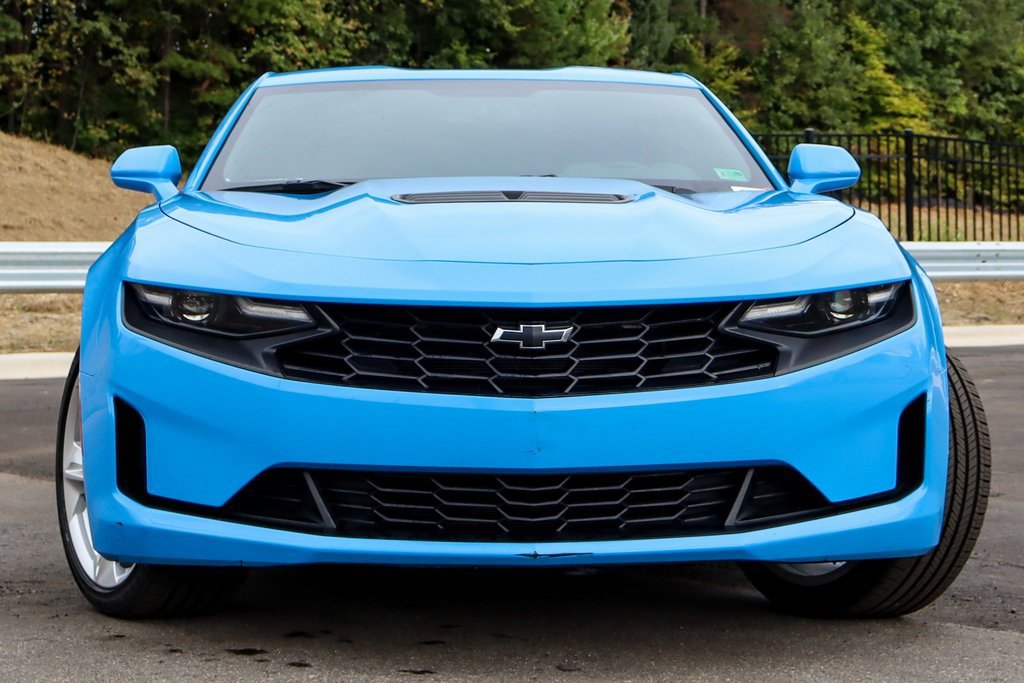 2023 Chevrolet Camaro LT1 photo 2