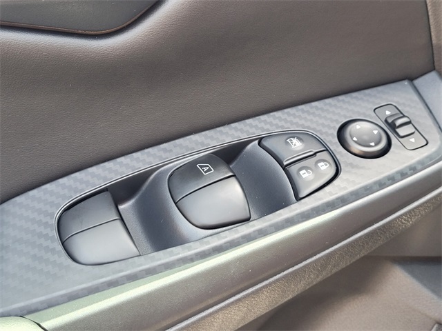 2025 Nissan Sentra S photo 16