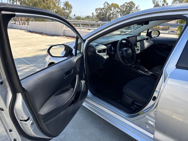 2022 Toyota Corolla LE photo 20