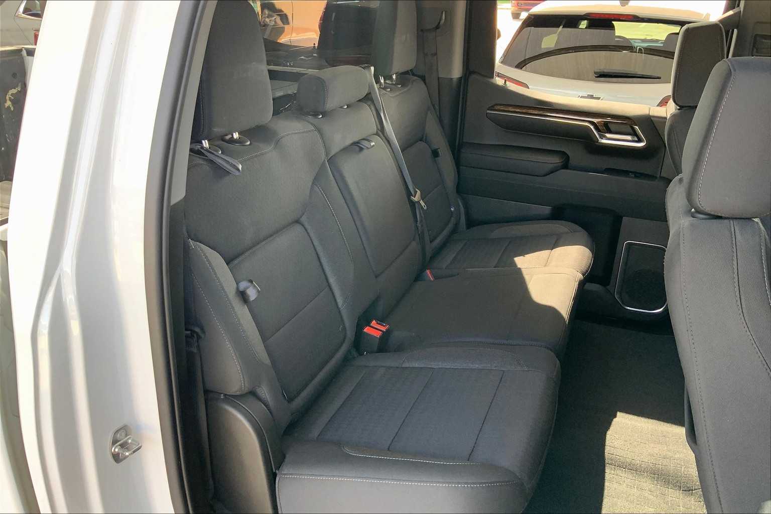2023 Gmc Sierra 1500 Elevation photo 17
