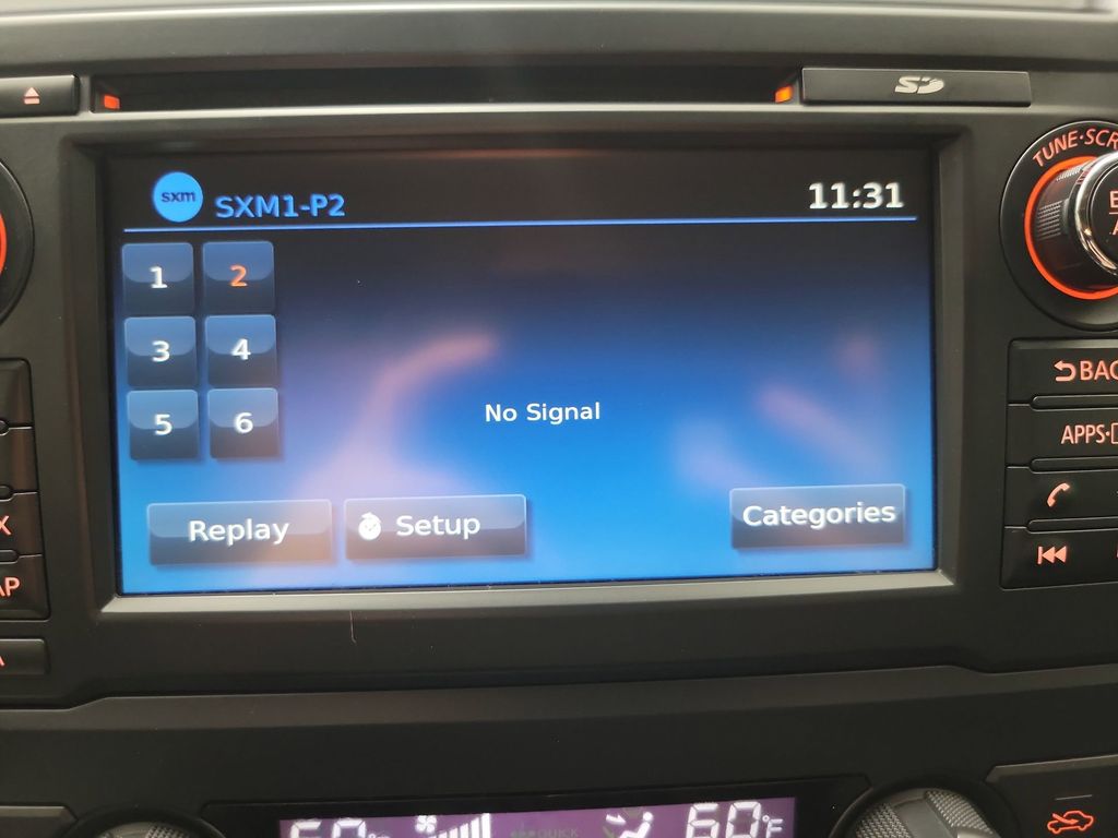 2017 Nissan Titan PRO-4X photo 25