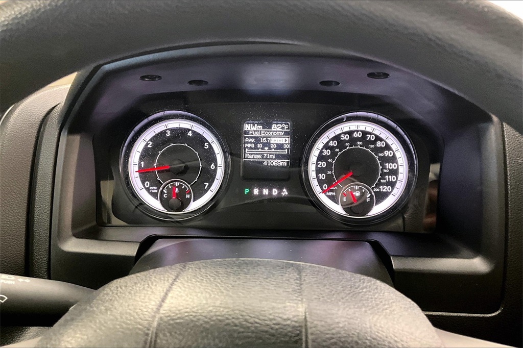 2022 Ram 1500 Classic SLT photo 16