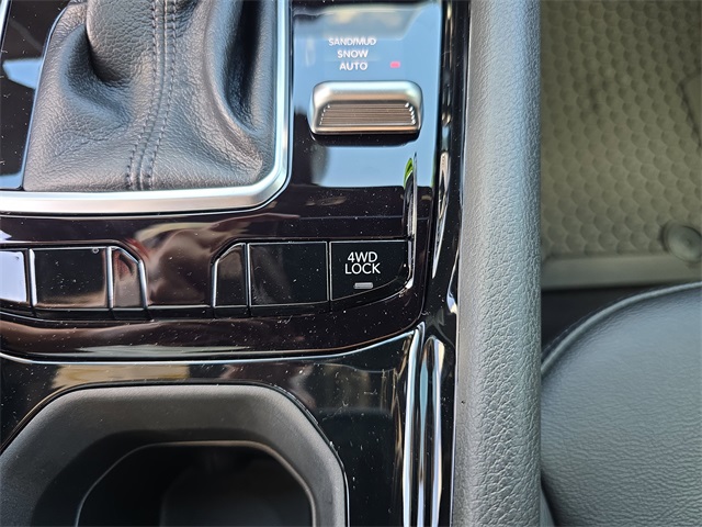 2025 Jeep Compass Latitude photo 16