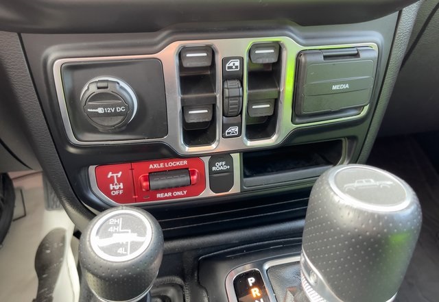 2021 Jeep Gladiator Mojave photo 18