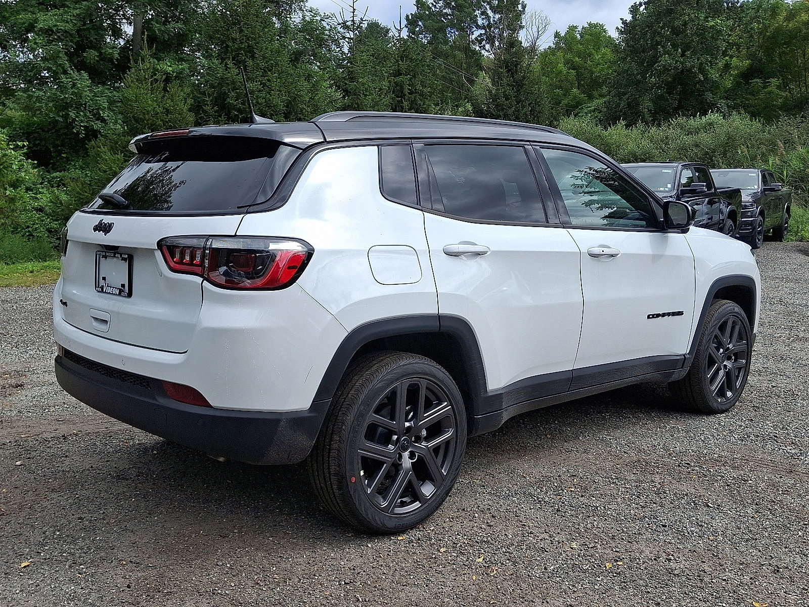 2025 Jeep Compass Limited photo 4
