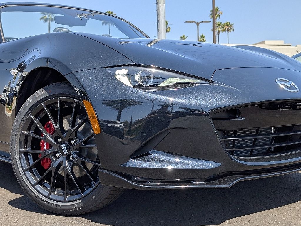 2025 Mazda MX-5 Miata Miata photo 4