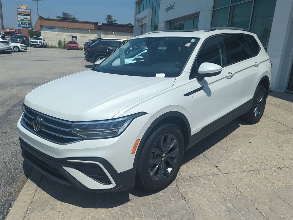 2023 Volkswagen Tiguan SE photo 4