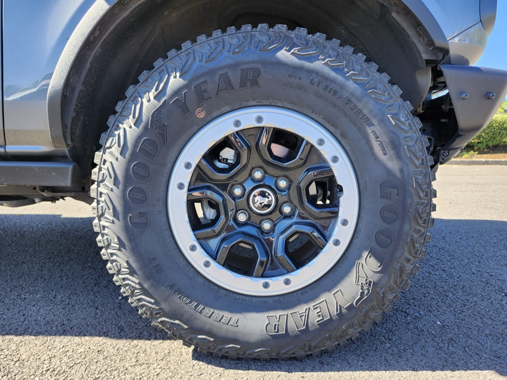 2022 Ford Bronco Badlands photo 25