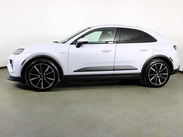 Used 2024 Porsche Macan Base with VIN WP1AA2XA3RL002442 for sale in Mechanicville, NY