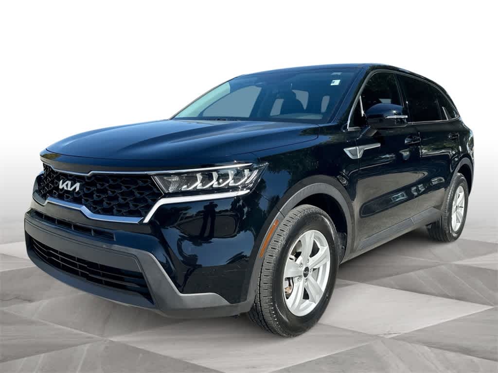 2023 Kia Sorento LX's photo