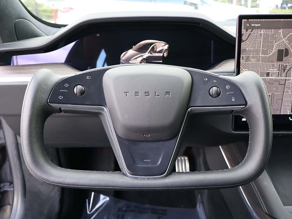 2022 Tesla Model S photo 36