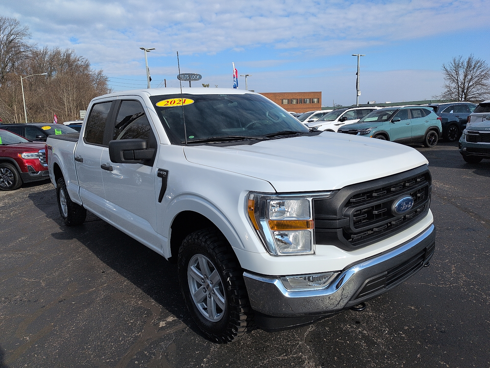 2021 Ford F-150 XL's photo