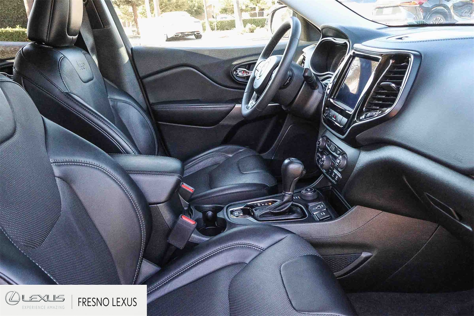 2022 Jeep Cherokee Limited photo 10