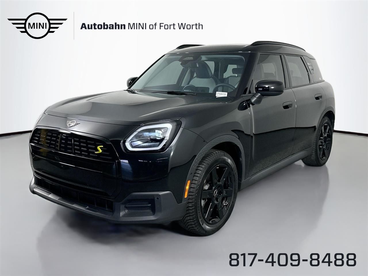 2025 MINI Countryman SE's photo
