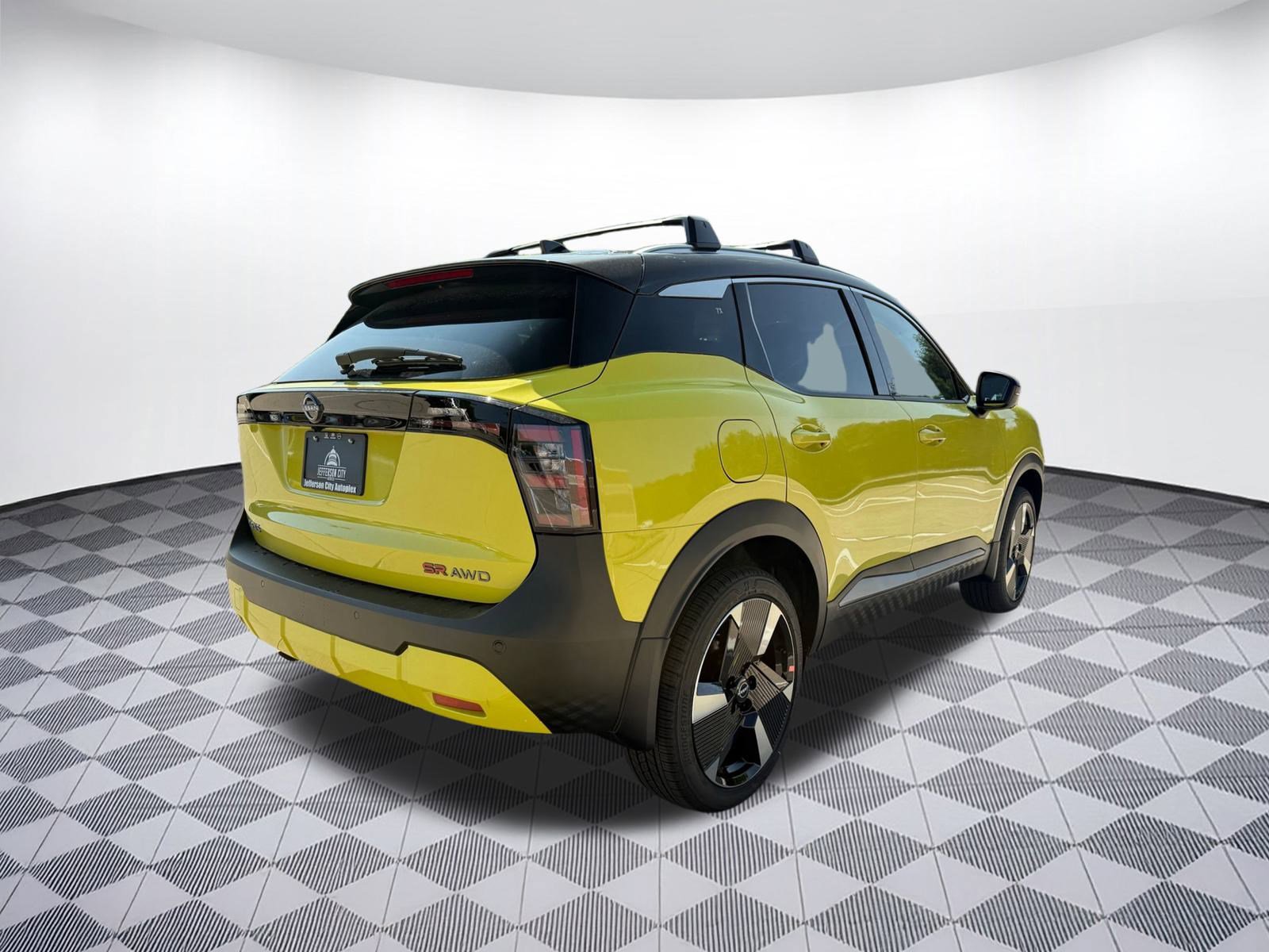2025 Nissan Kicks SR photo 7