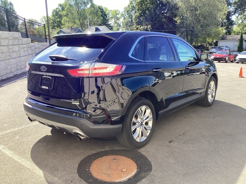 2019 Ford Edge Titanium photo 6