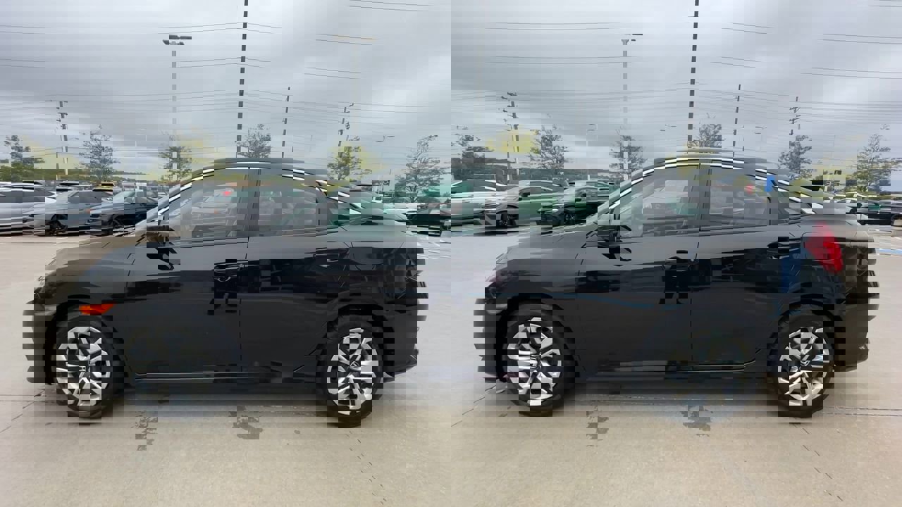 2016 Honda Civic LX photo 3
