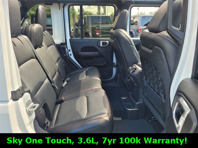 2020 Jeep Wrangler Unlimited Rubicon photo 16