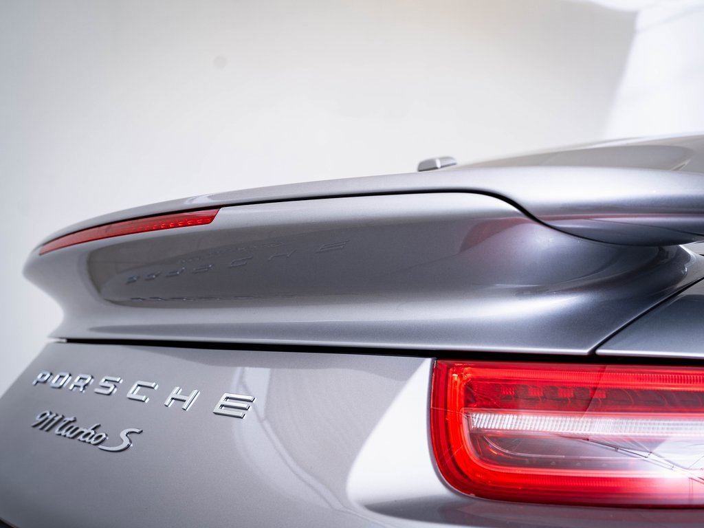 2014 Porsche 911 Turbo S photo 29