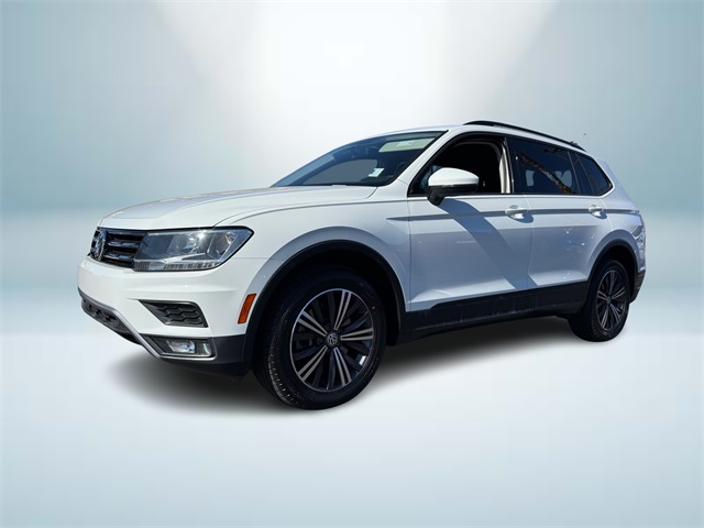 2018 Volkswagen Tiguan S photo 2