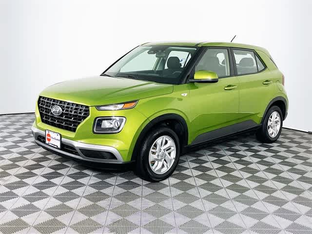 2023 Hyundai Venue SE photo 3