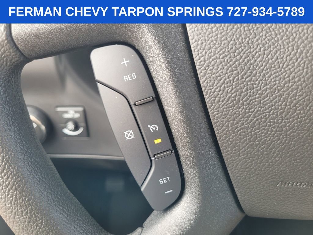 2025 Chevrolet Express Cargo 2500 photo 17