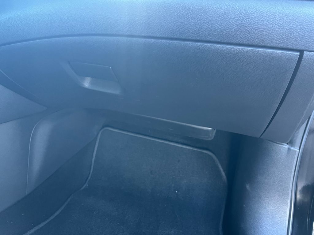 2022 Nissan Sentra SV photo 23
