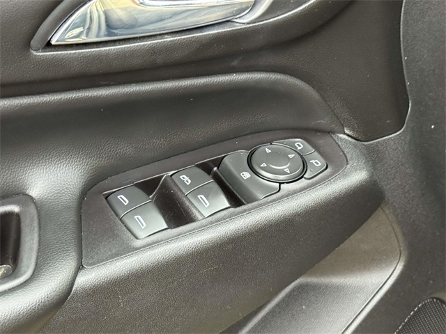 2018 Chevrolet Equinox LT photo 22