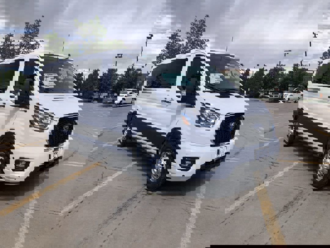 2025 Ford Transit Passenger XLT photo 2