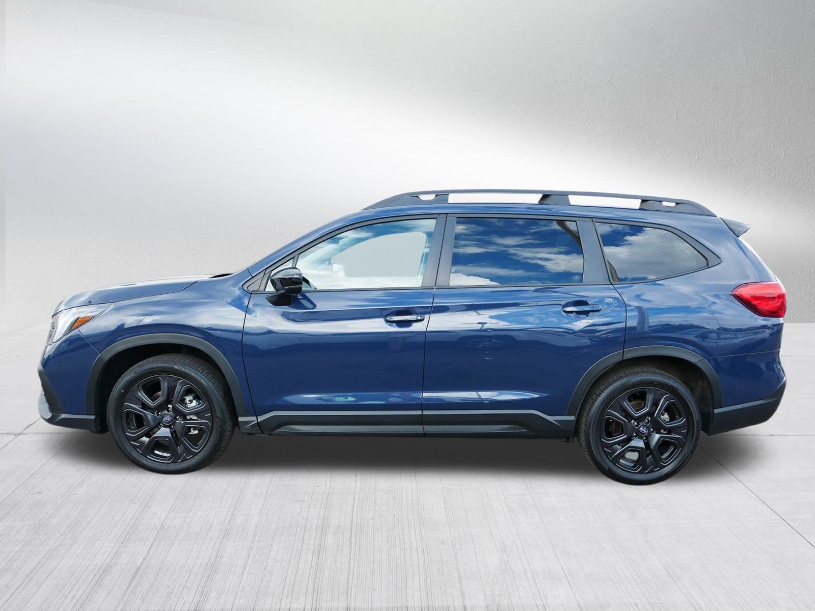 2024 Subaru Ascent Onyx Edition photo 4