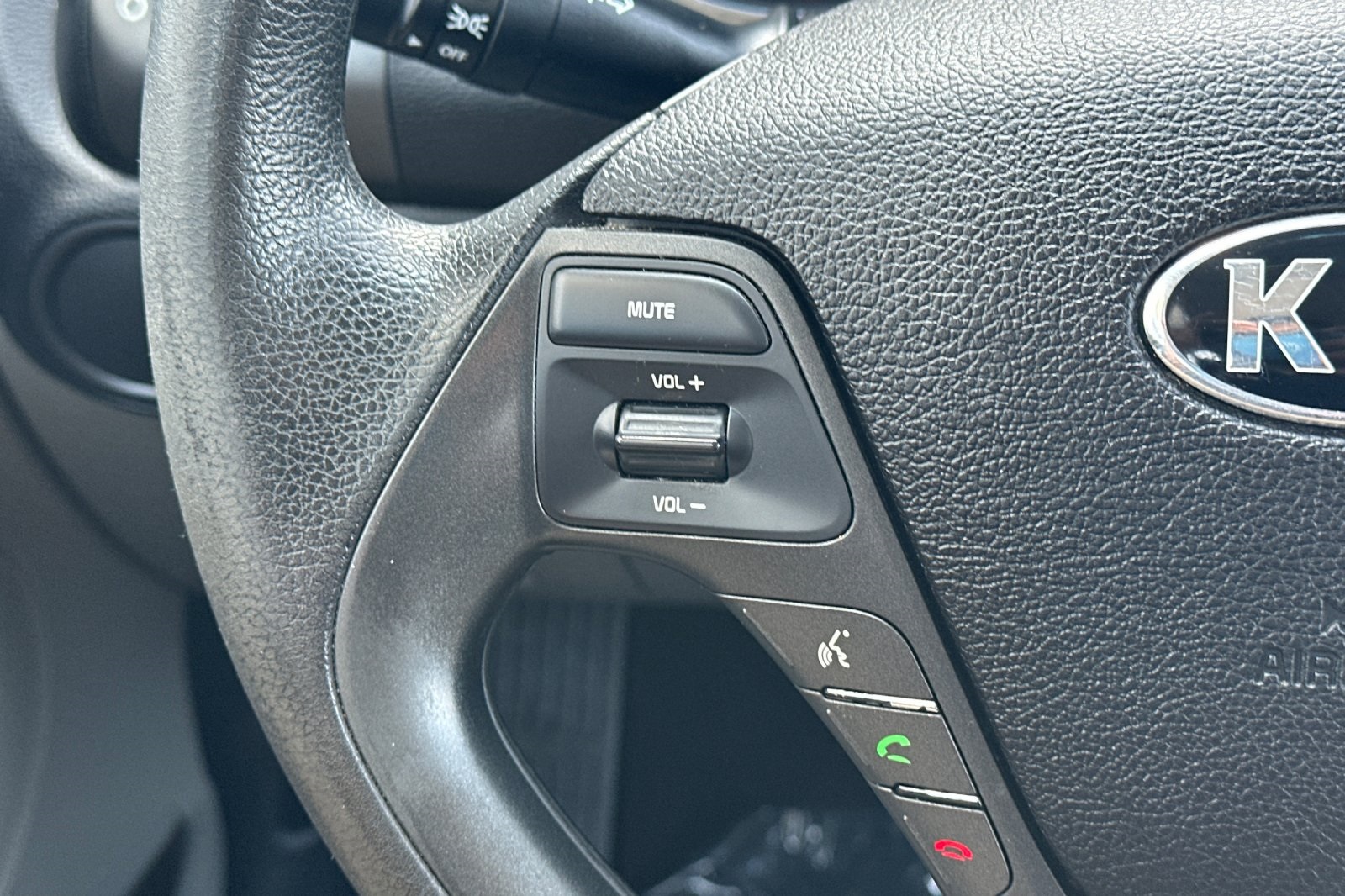 2015 Kia Forte LX photo 26