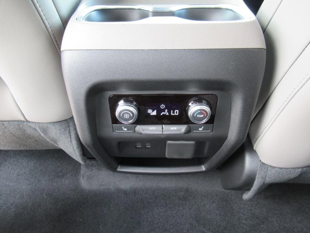 2026 Gmc Acadia Elevation photo 23