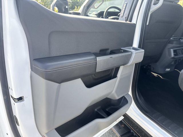 2023 Ford F-250 photo 16