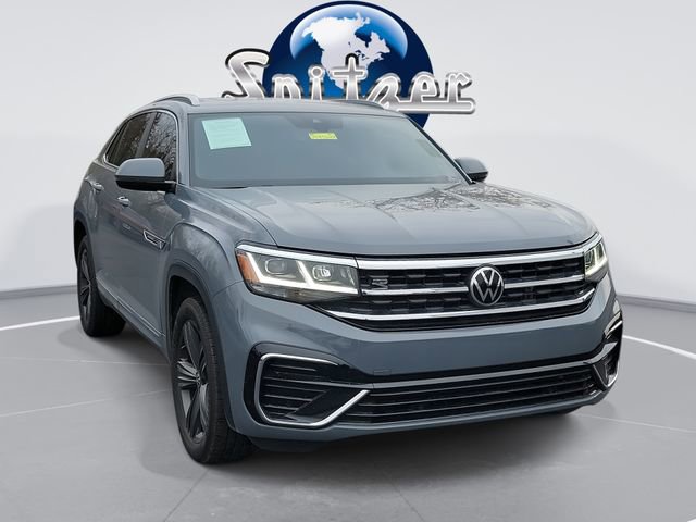 2022 Volkswagen Atlas Cross Sport SEL R-Line