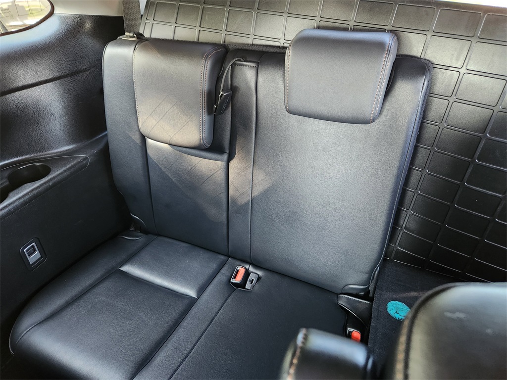 2014 Toyota Highlander Limited photo 8