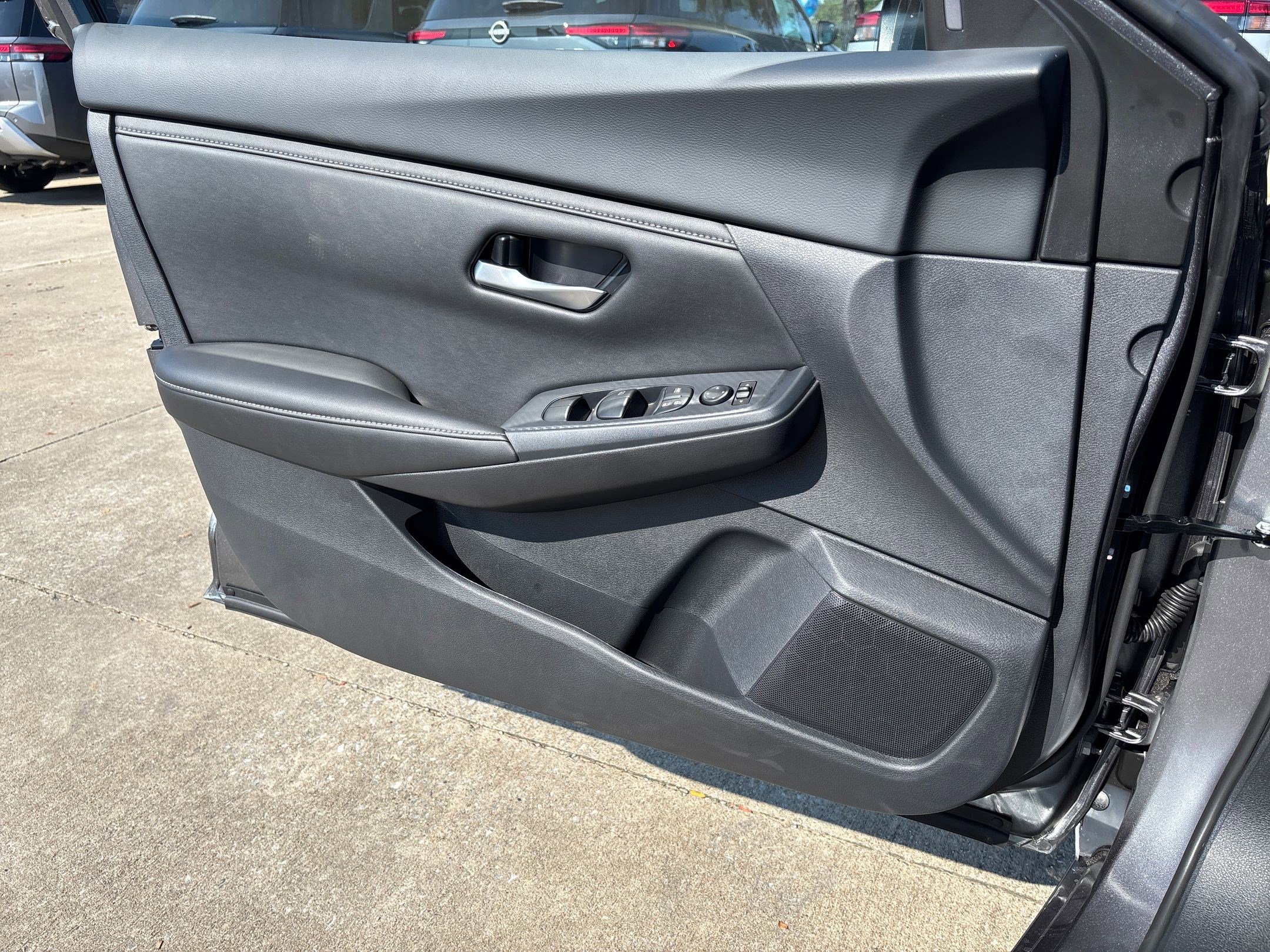 2025 Nissan Sentra SV photo 20