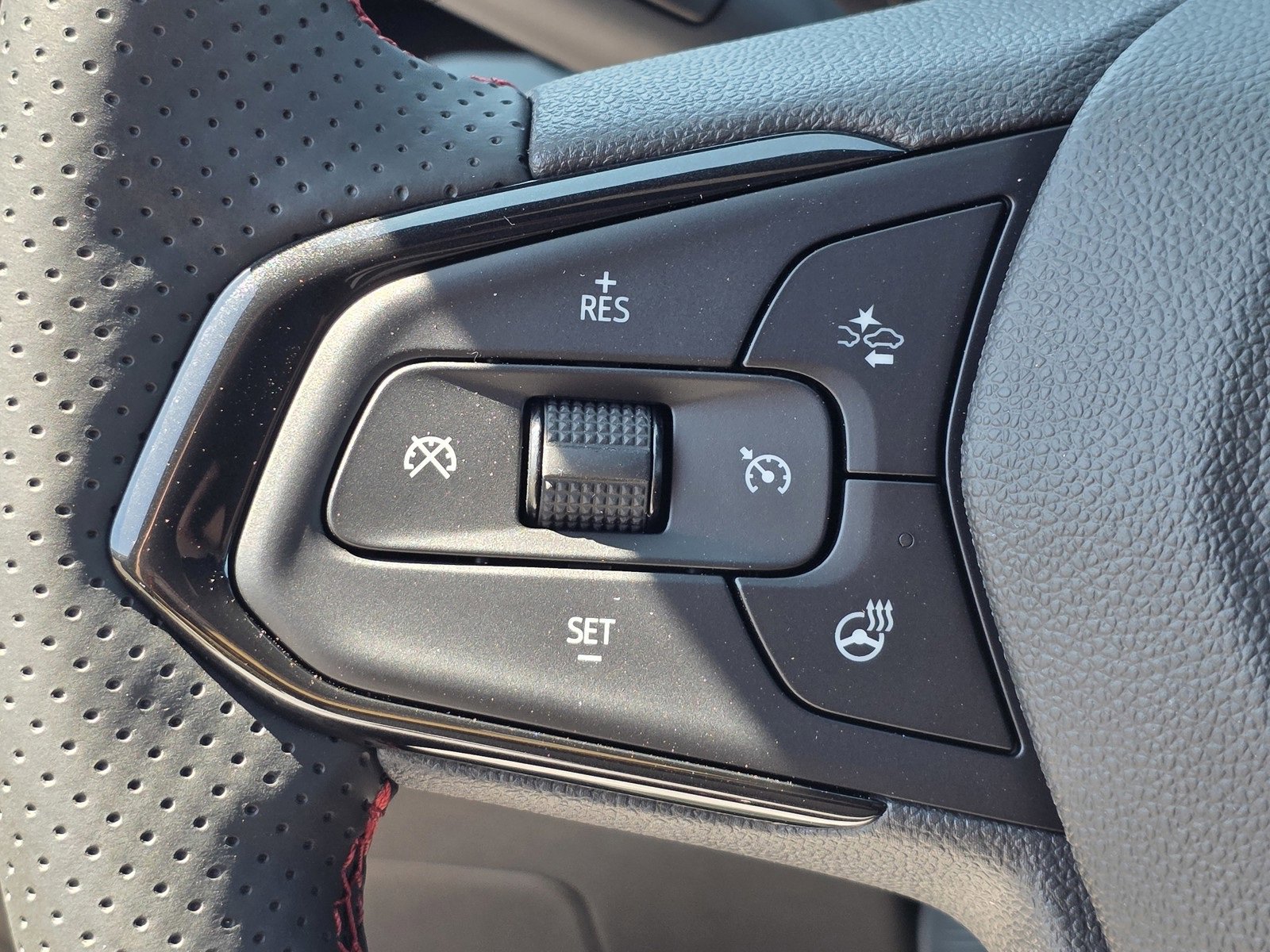 2025 Chevrolet Trax photo 31