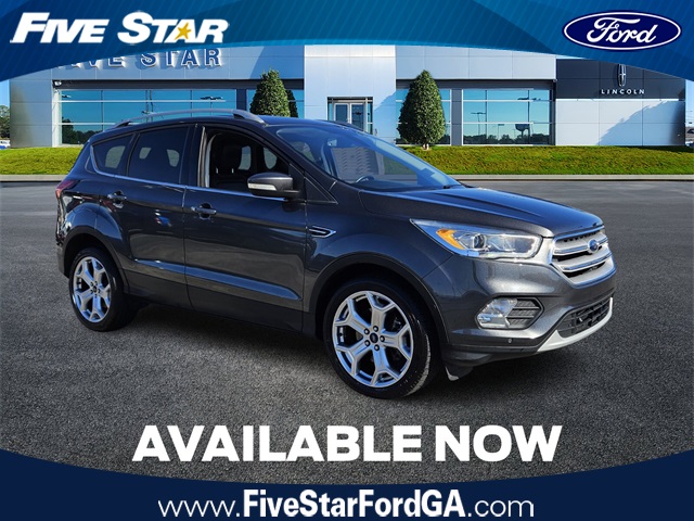2019 Ford Escape Titanium's photo