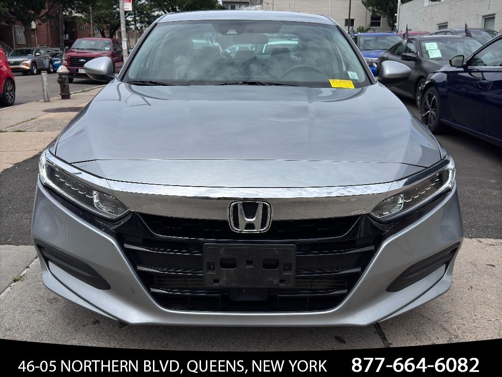 2019 Honda Accord LX 1.5T photo 2