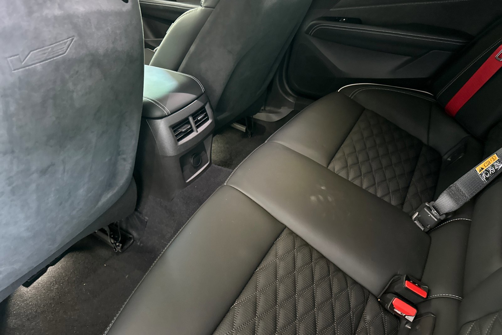 2024 Cadillac CT4 photo 11