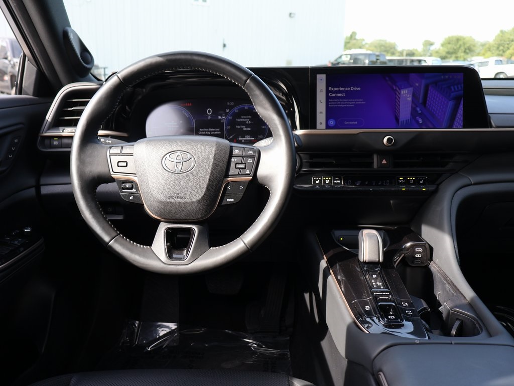 2024 Toyota Crown Limited photo 18